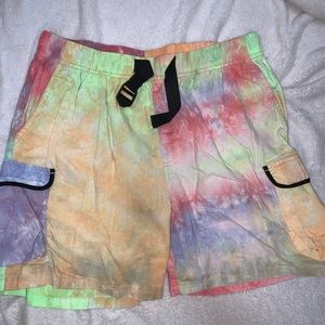 stussy ridge tie dye cargo hiking shorts
Size M
Used like new